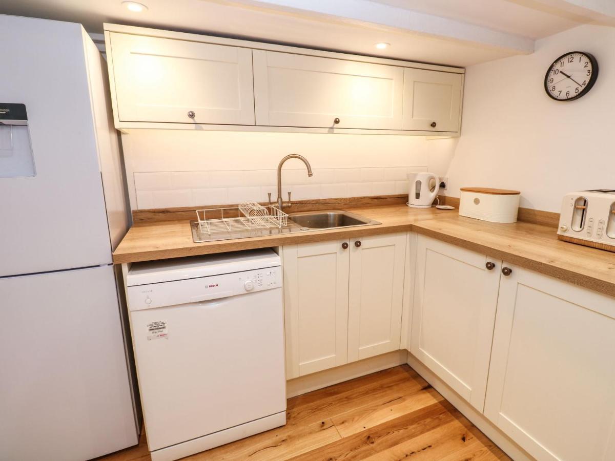 Oaktree Cottage セント・オーステル エクステリア 写真