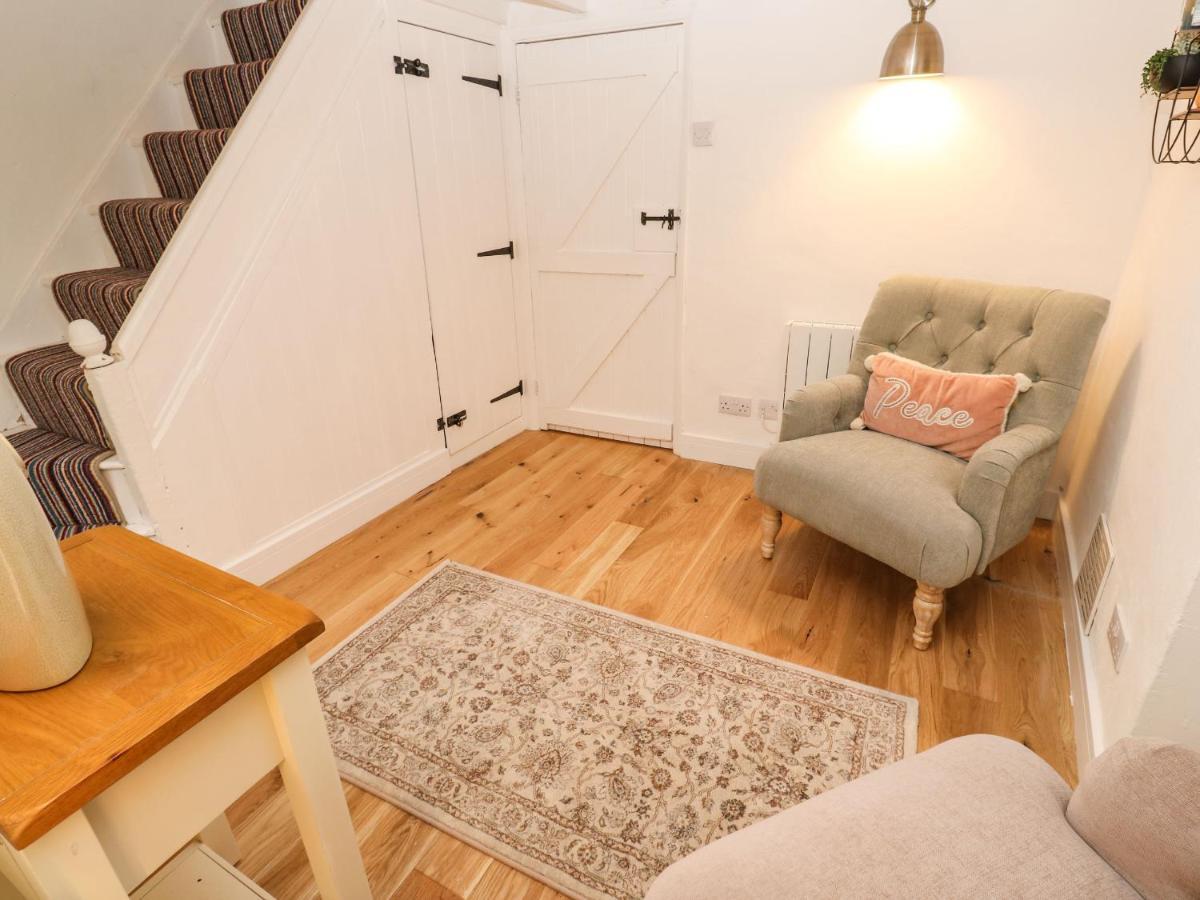Oaktree Cottage セント・オーステル エクステリア 写真