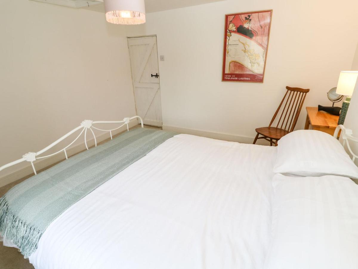 Oaktree Cottage セント・オーステル エクステリア 写真