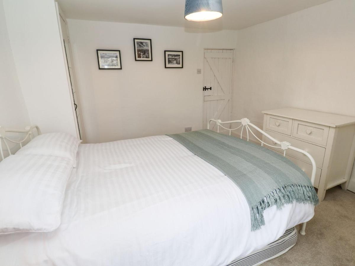 Oaktree Cottage セント・オーステル エクステリア 写真